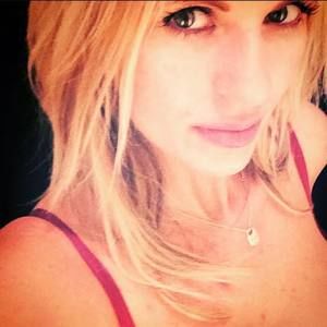 Meet your Posher, Stacy